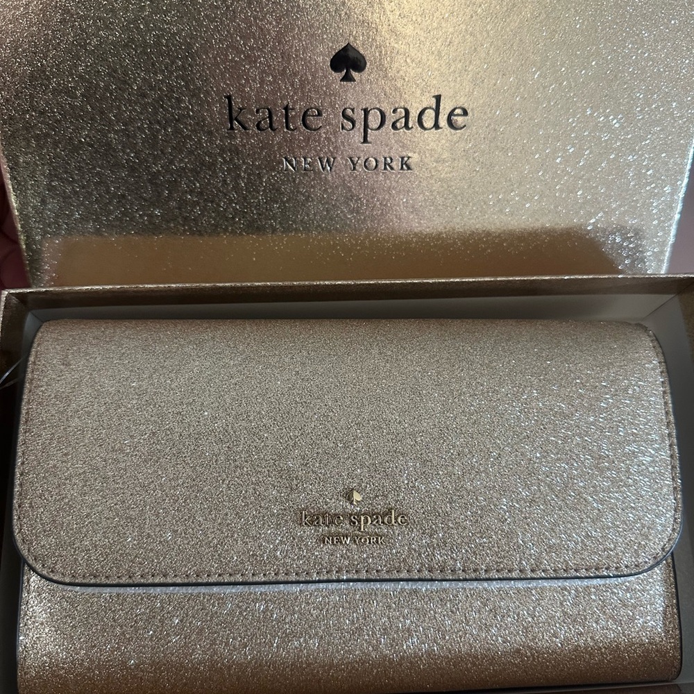 Kate spade NWT & Box medium flap phone wristlet